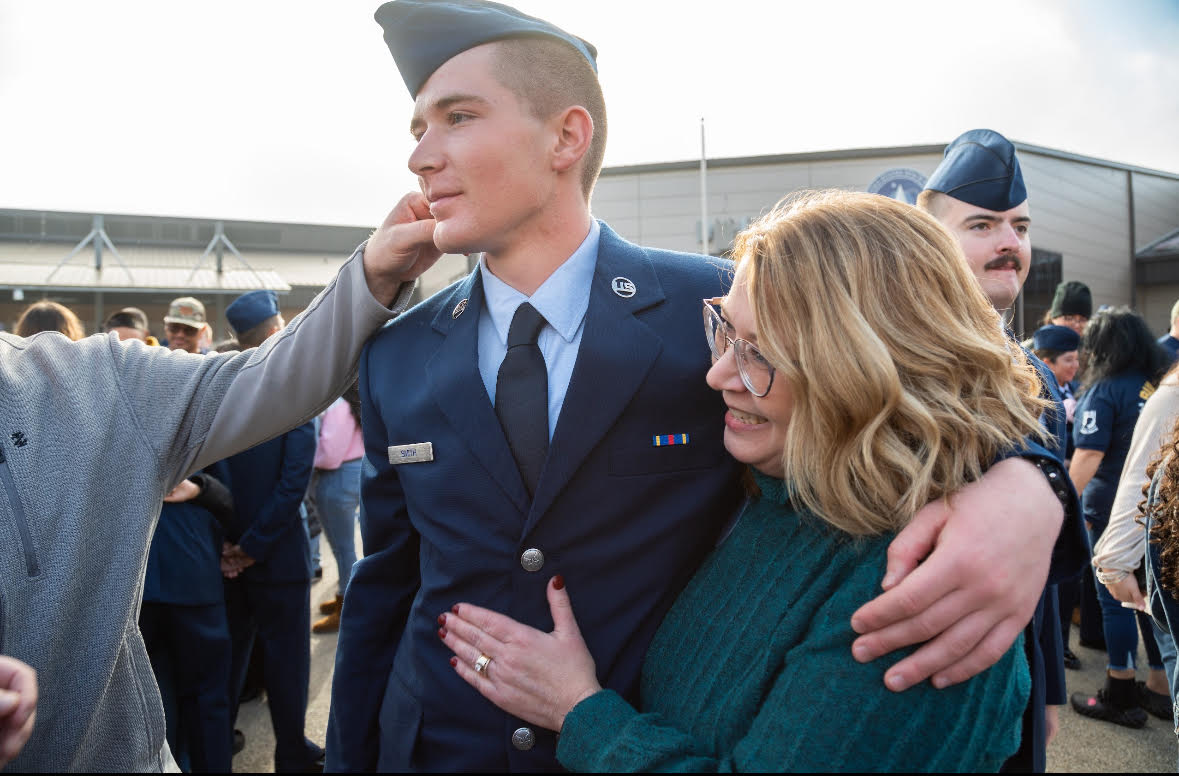 Eagle Epoxy owner in Air Force dress uniform with family