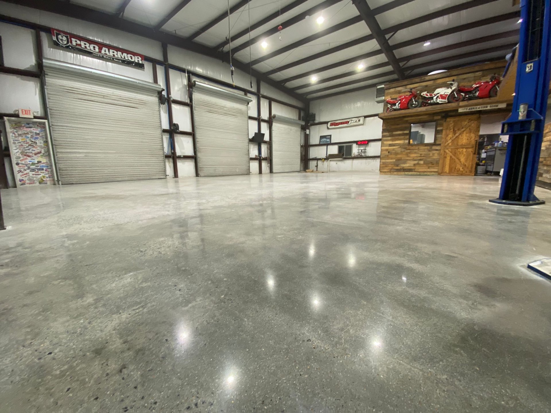 Premium epoxy floor by Eagle Epoxy